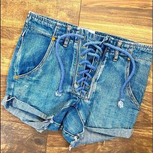 One Teaspoon Super Freaks